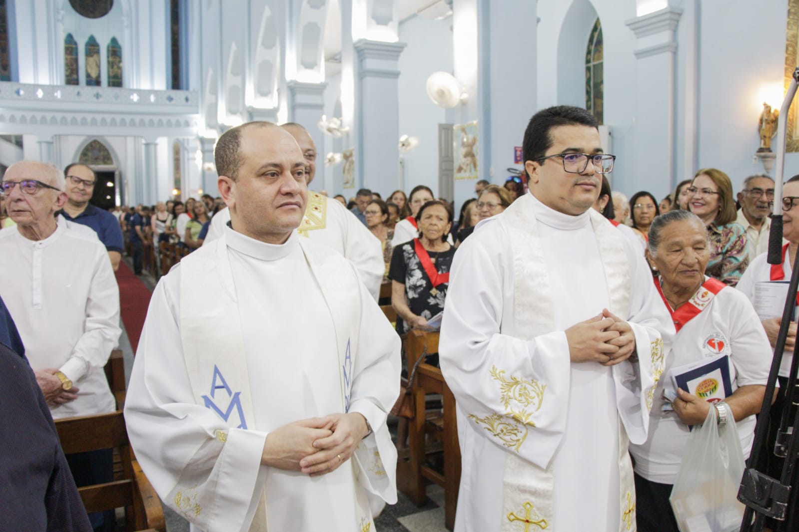 Fé, Concatedral lotada e shows com ícones de ST marcaram a 6ª