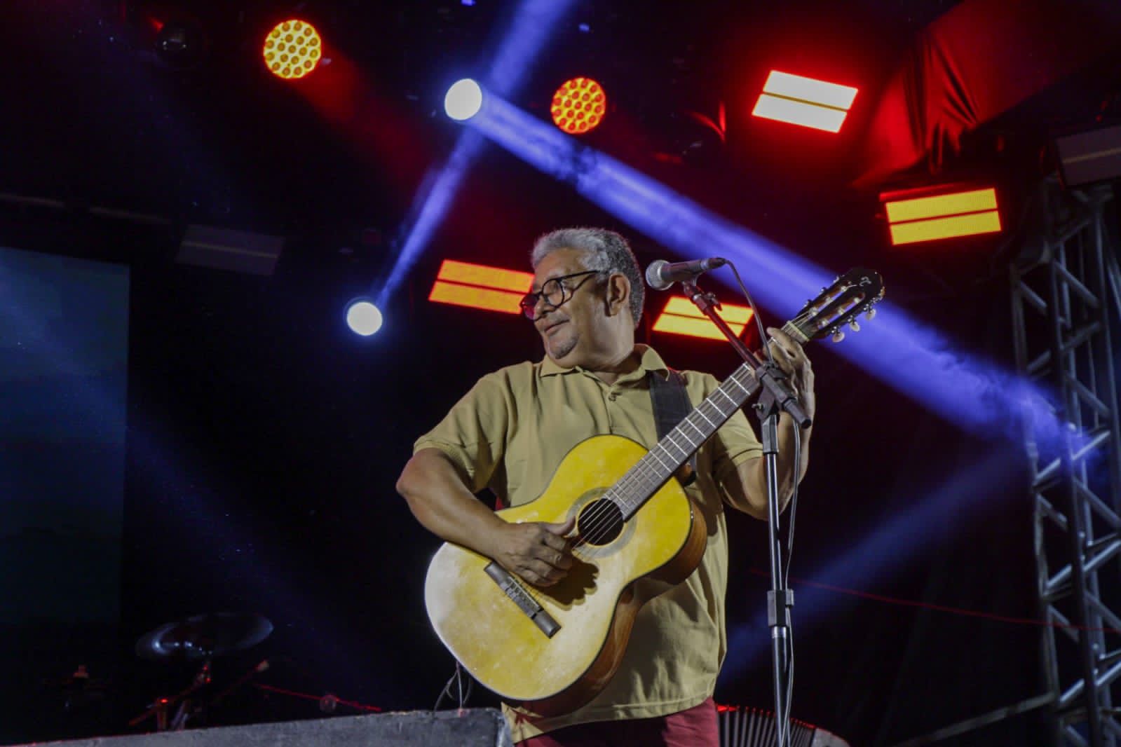 Fé, Concatedral lotada e shows com ícones de ST marcaram a 6ª