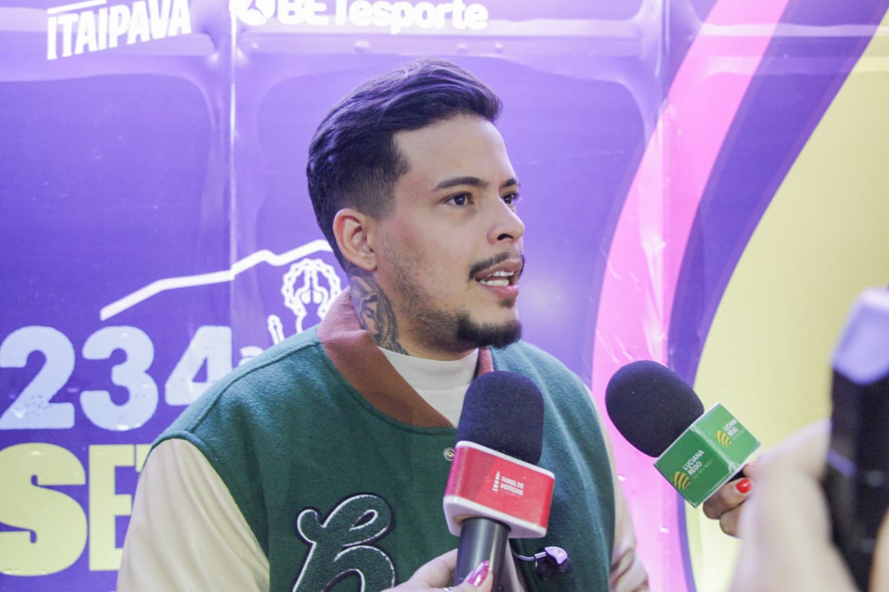 Farol entrevista Raphaela Santos, João Santos e Felipe Amorim em ST