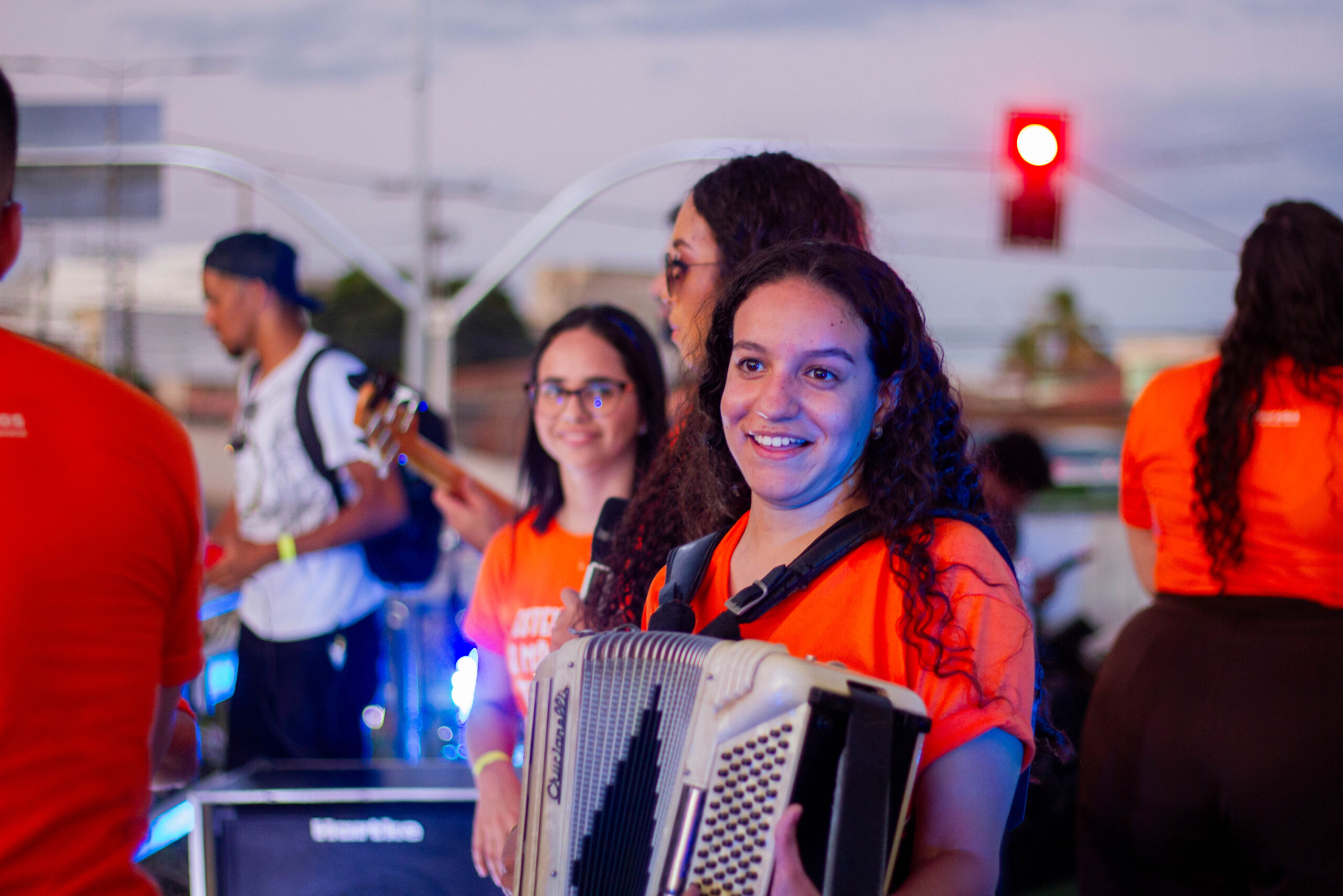 Jovens participam ativamente da Festa da Penha em Serra Talhada