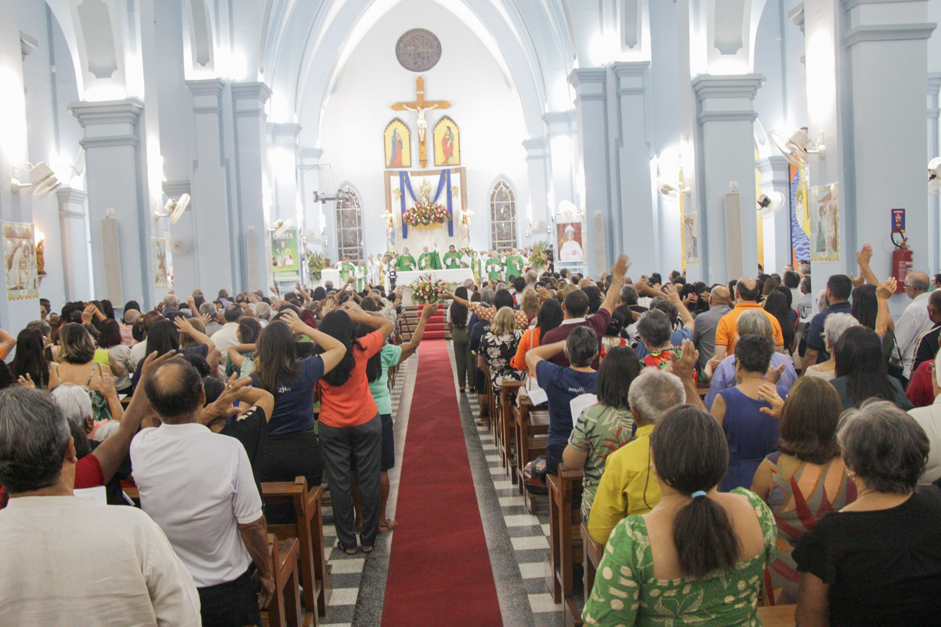 10ª noite da Festa da Penha promove reencontro de serra-talhadenses