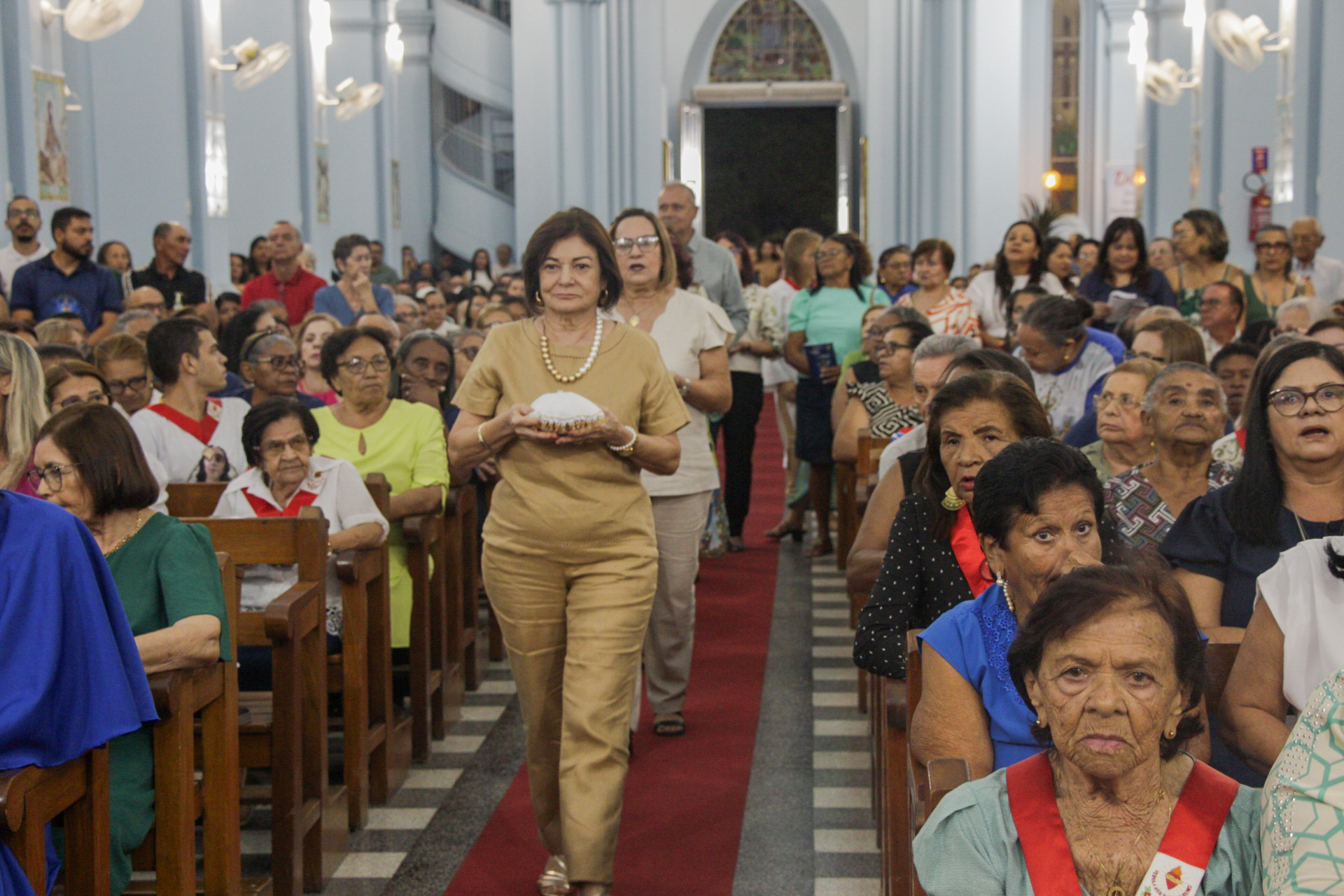 10ª noite da Festa da Penha promove reencontro de serra-talhadenses