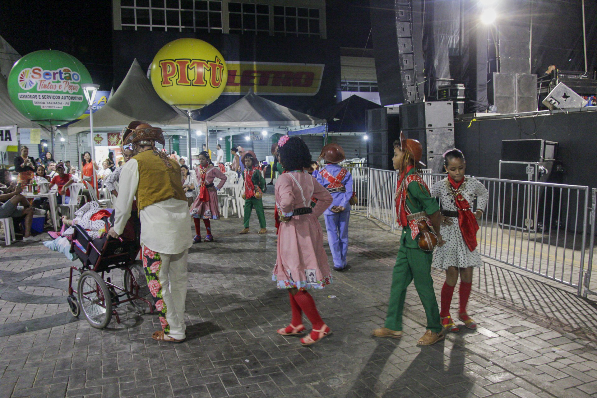 10ª noite da Festa da Penha promove reencontro de serra-talhadenses