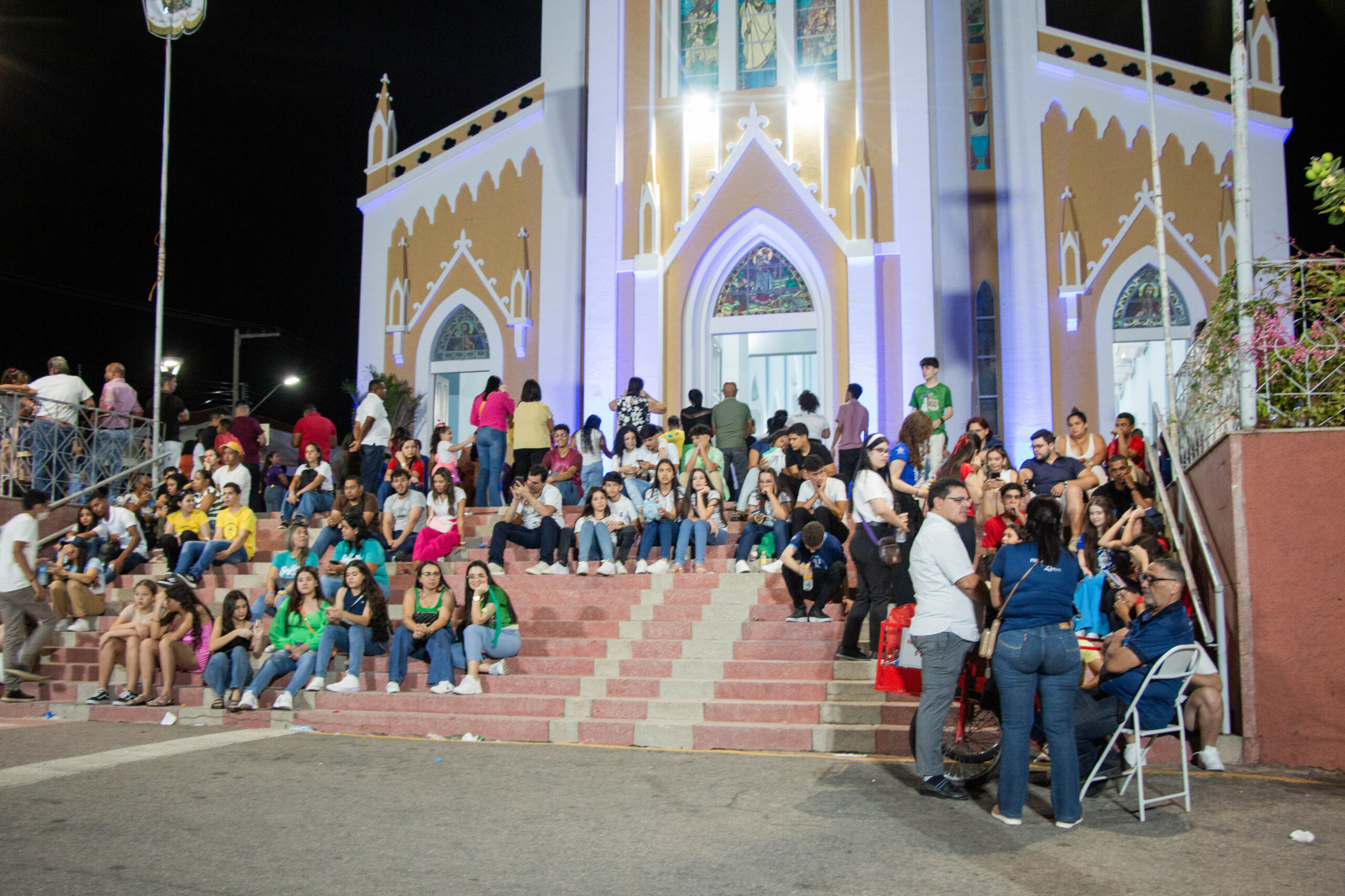 Jovens participam ativamente da Festa da Penha em Serra Talhada