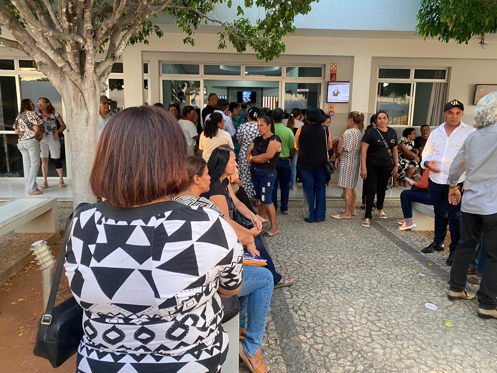 Professores de ST se emocionam em despedida de Rubimere Nunes nesta 2ª