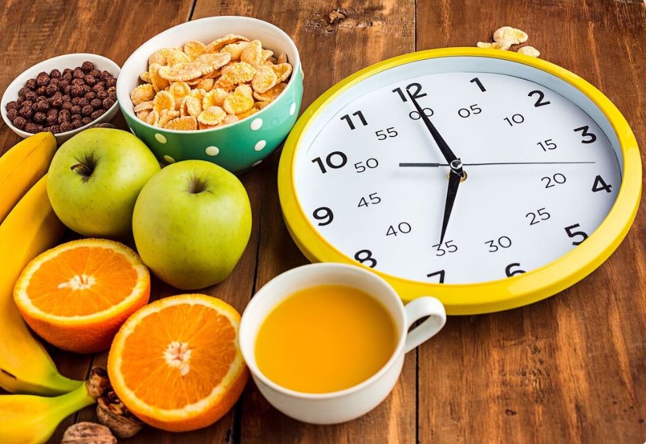 estudo aponta casos em que a dieta é contraindicada por risco de tumores 1 Jejum intermitente - estudo aponta casos em que a dieta é contraindicada por risco de tumores. Foto: Freepik