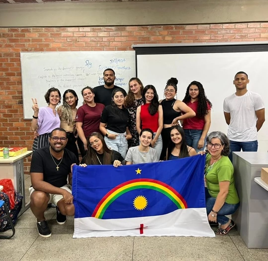 Larissa Cavalcanti, a professora que abraçou o Sertão do Pajeú