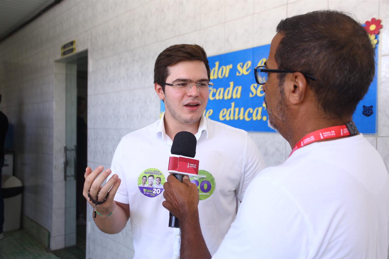 Márcia, Faeca, Miguel e Marcus votam e falam ao Farol sobre este domingo