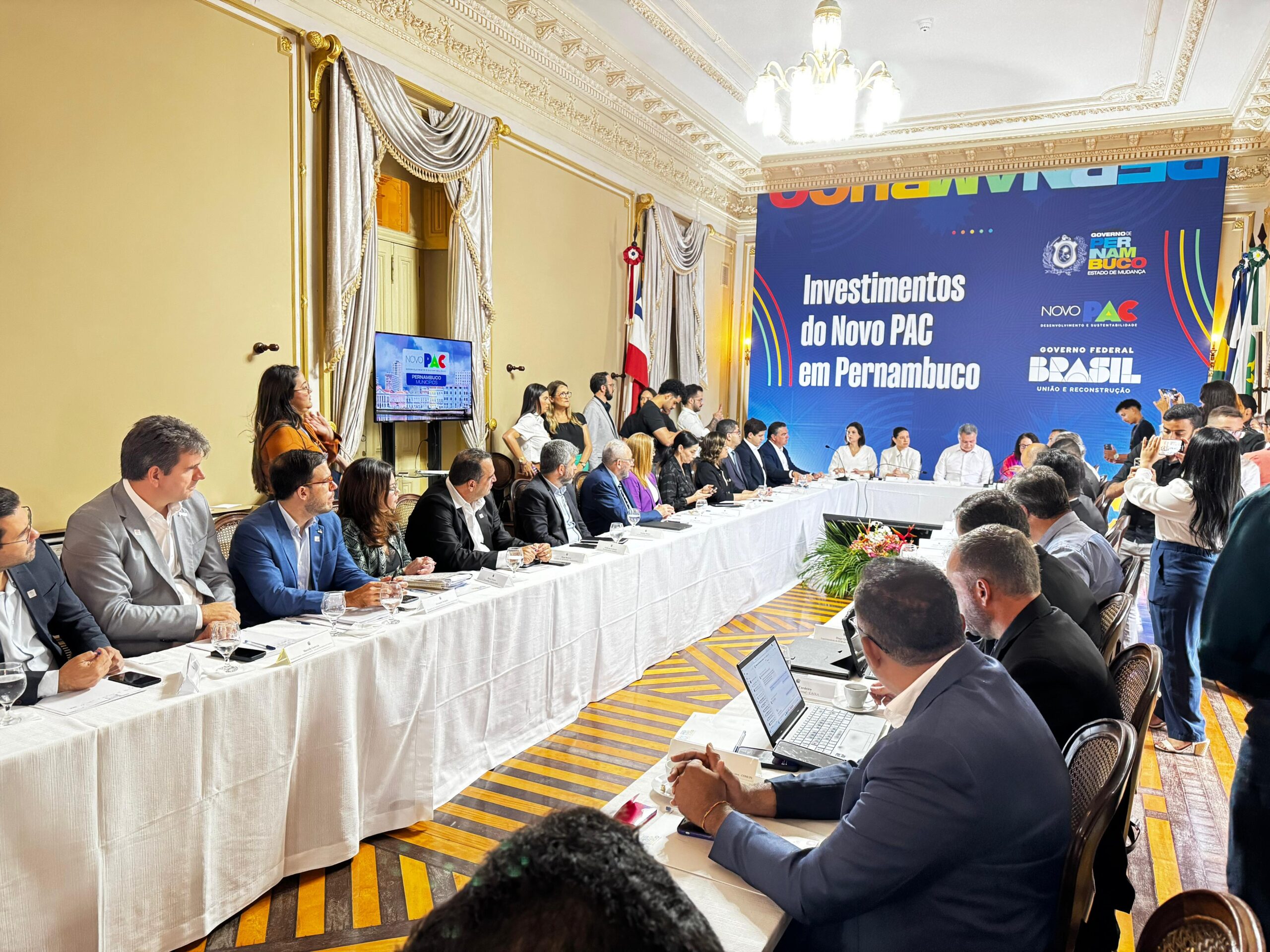 Presidente da Amupe destaca Novo PAC 1 Presidente da Amupe destaca impacto do Novo PAC - Fotos: José Bonifácio Lira
