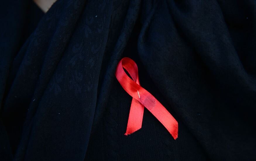 Por que a batalha contra o HIV e a Aids tem sido mais lenta? 1 Por que a batalha contra o HIV e a Aids tem sido mais lenta?Foto: Prakash Mathema/AFP