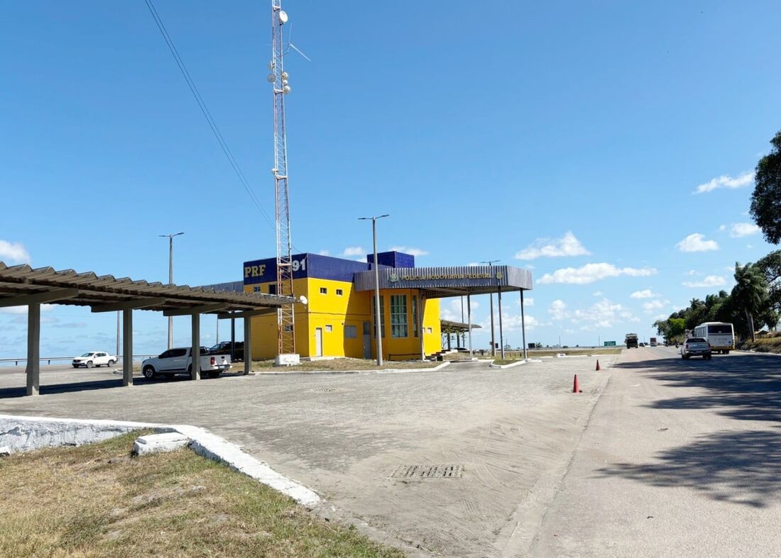 Idoso é preso após assediar passageira de ônibus 1 Idoso é preso após assediar passageira de ônibus - Foto: Divulgação/PRF