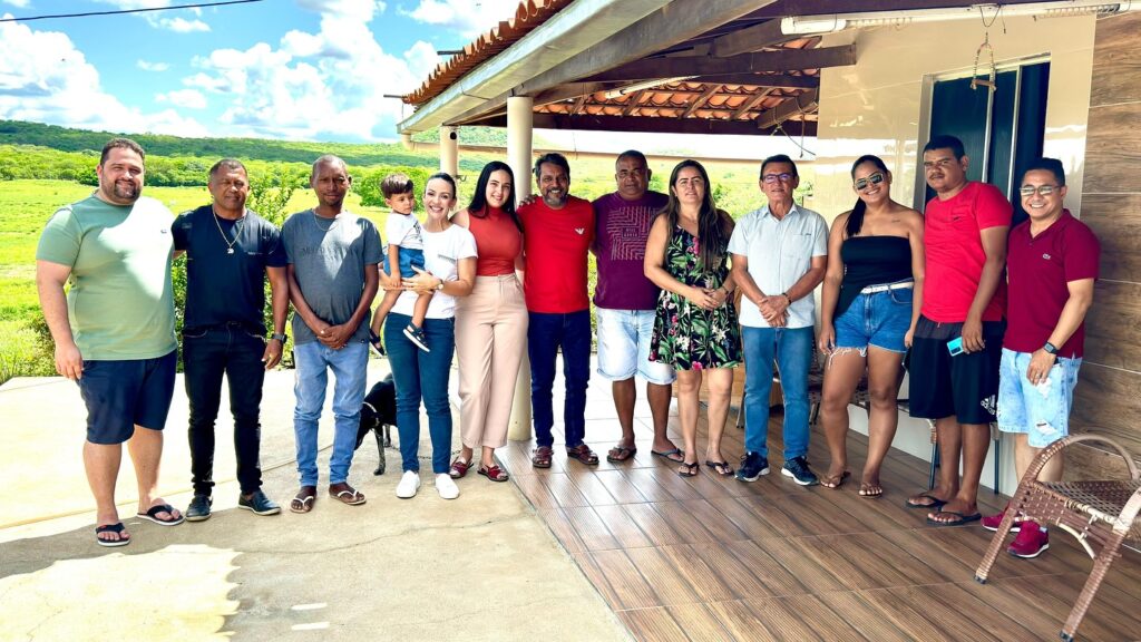 Ronaldo já está prestando serviços a Márcia e quer atrair mais pessoas