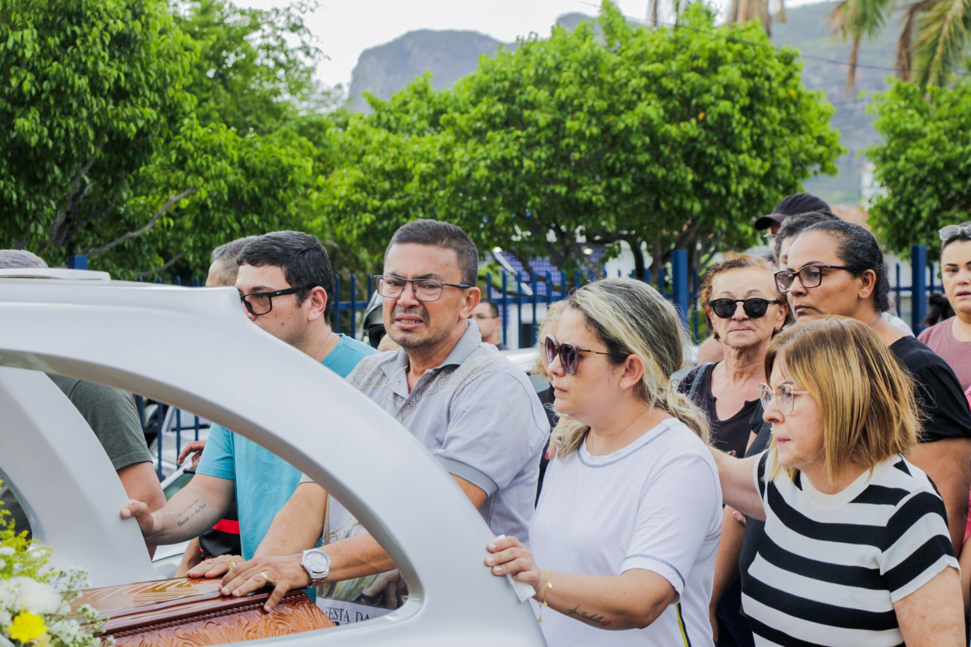 ST se despede com emoção e lágrimas de Olímpio Magalhães 1 Fotos: Lucas Martins/Farol de Notícias