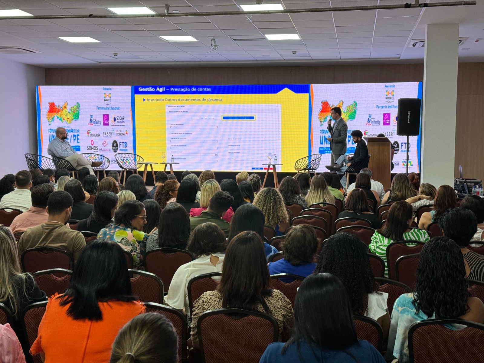 Novos secretários de educação se reúnem em seminário 1 Novos Secretários