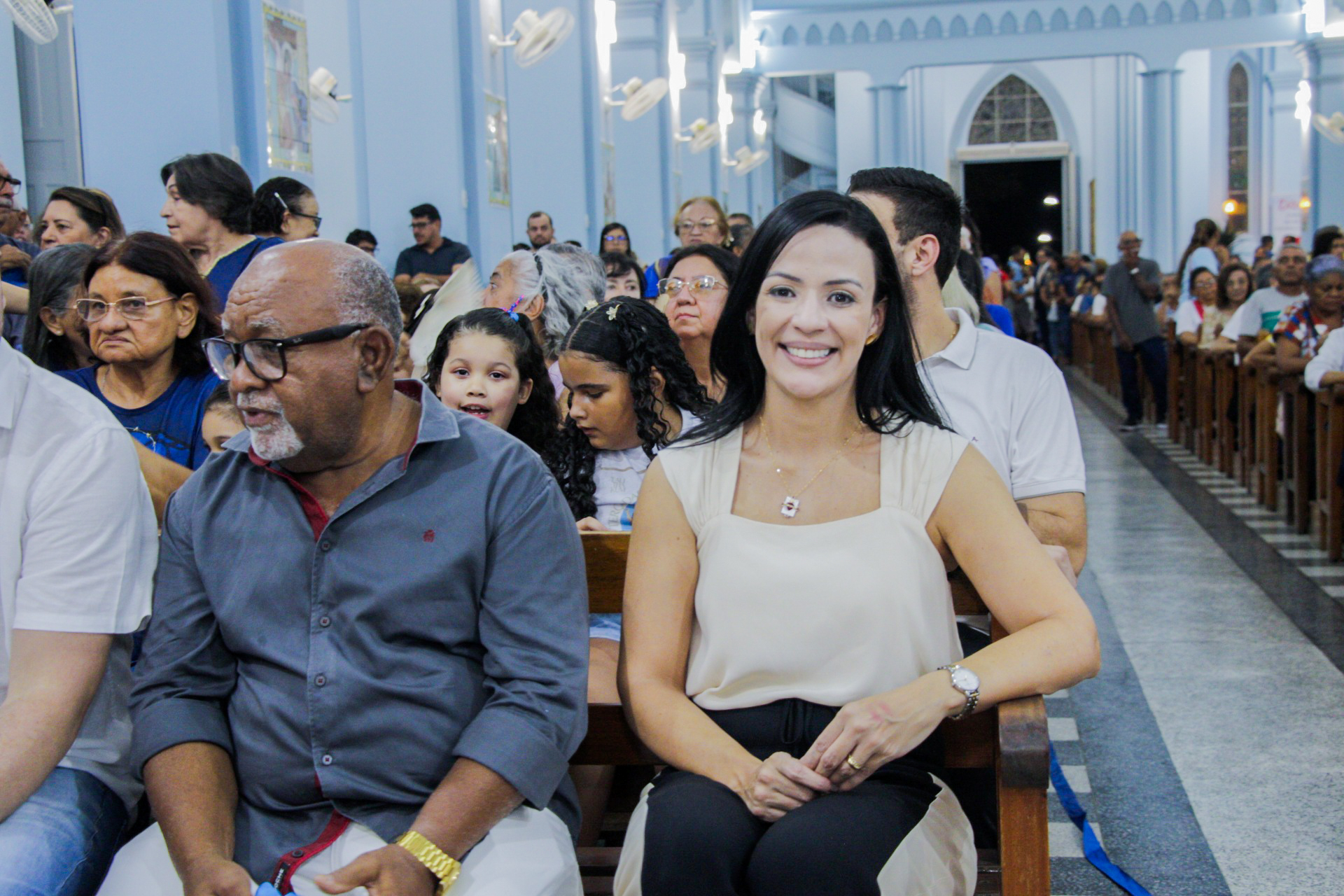 Cerimônia de posse do novo padre de ST reúne dezenas de fiéis