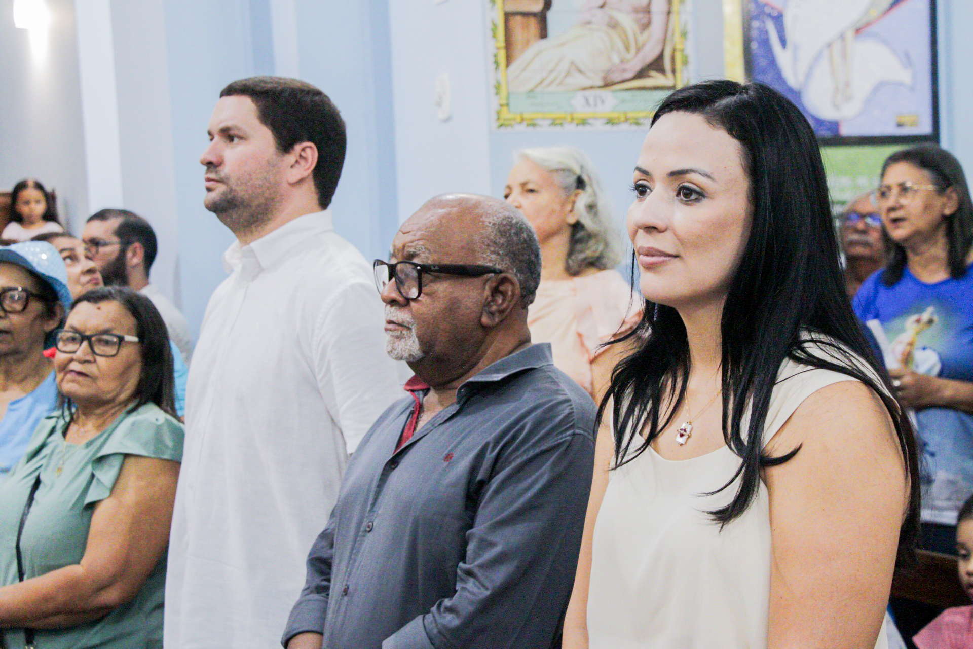 Cerimônia de posse do novo padre de ST reúne dezenas de fiéis