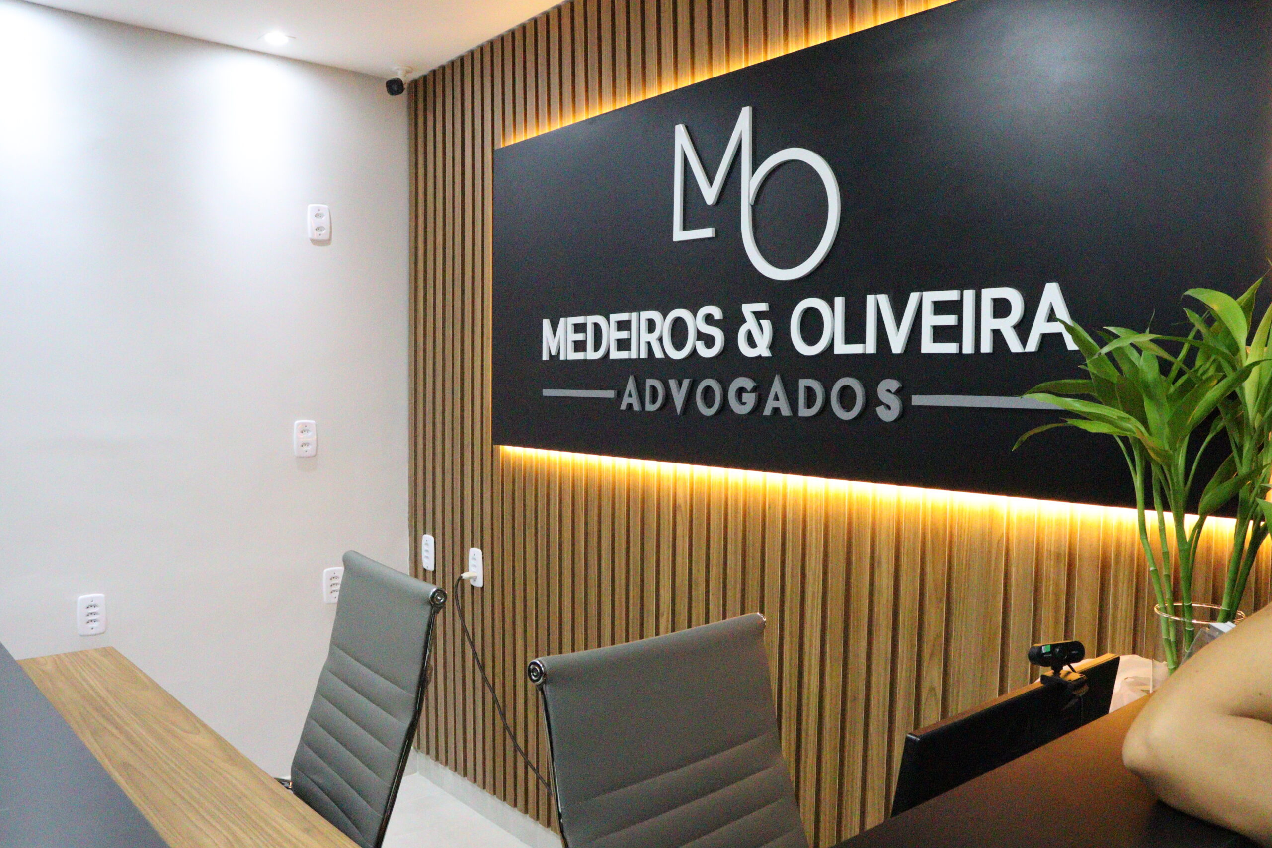 Medeiros e Oliveira Advogados inaugura novo escritório em ST