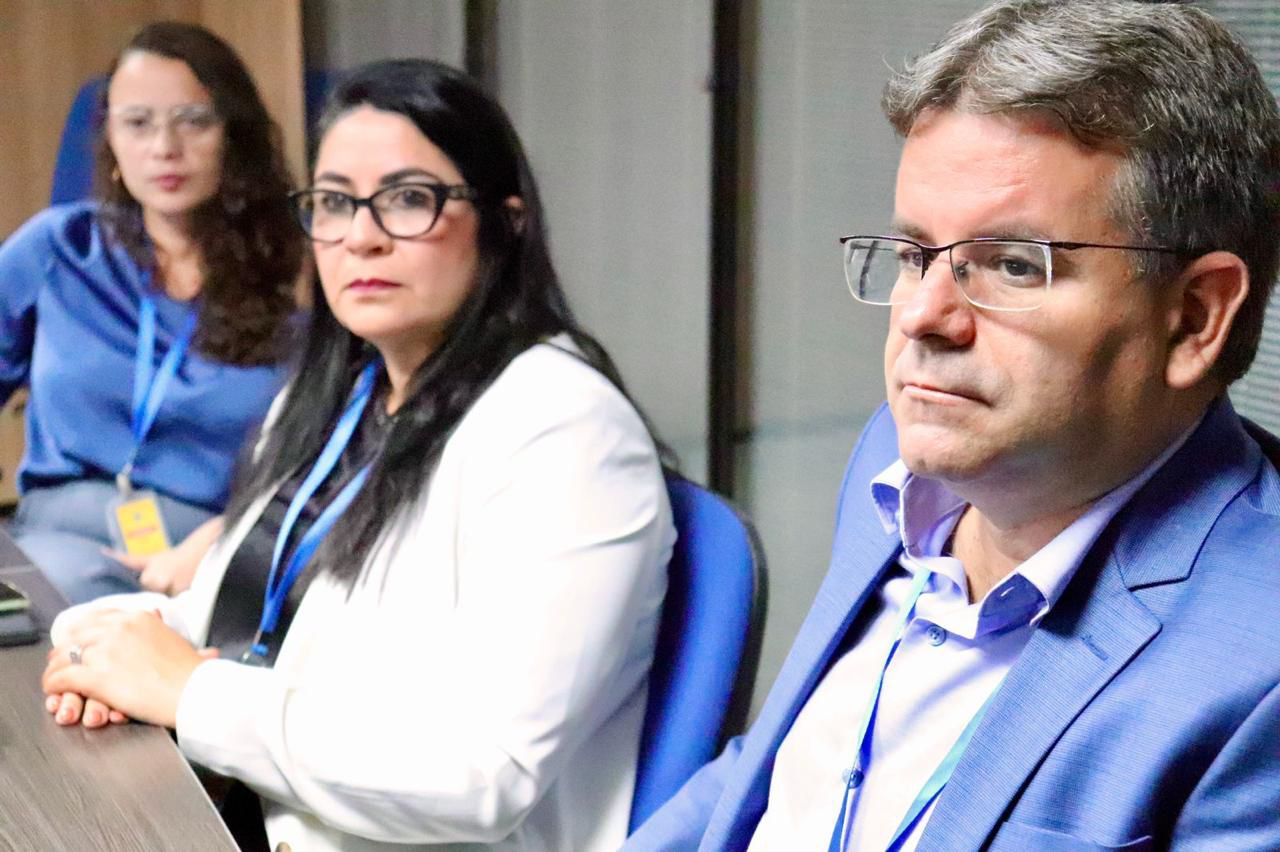Sandrinho busca parcerias para municipalização do trânsito
