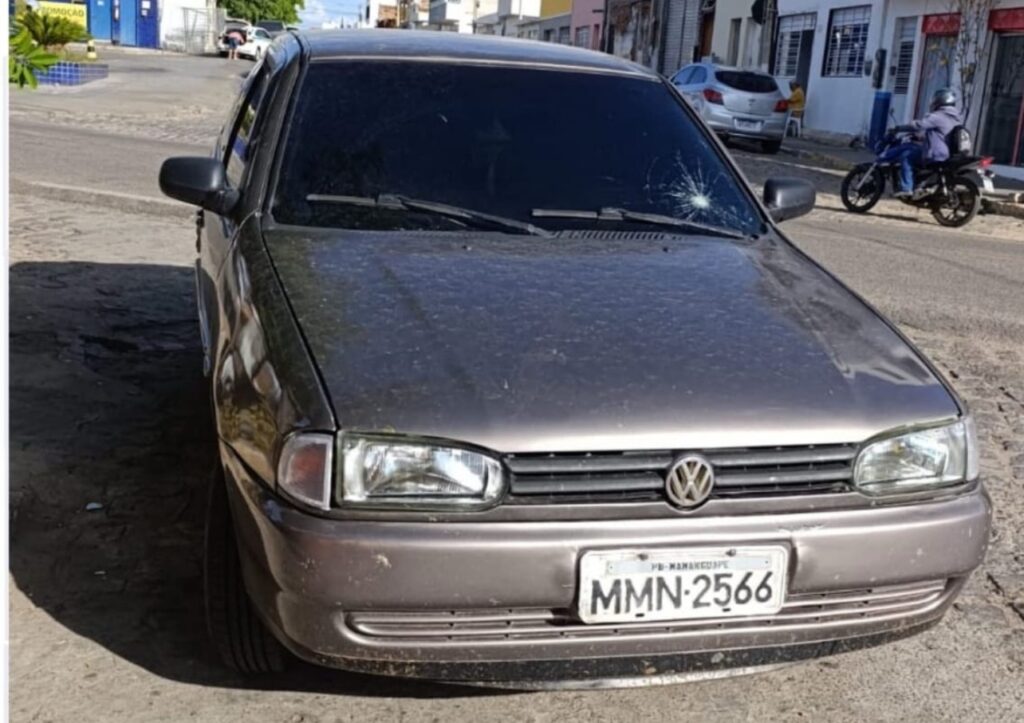 Homem é detido em Serra Talhada por receptação de carro roubado