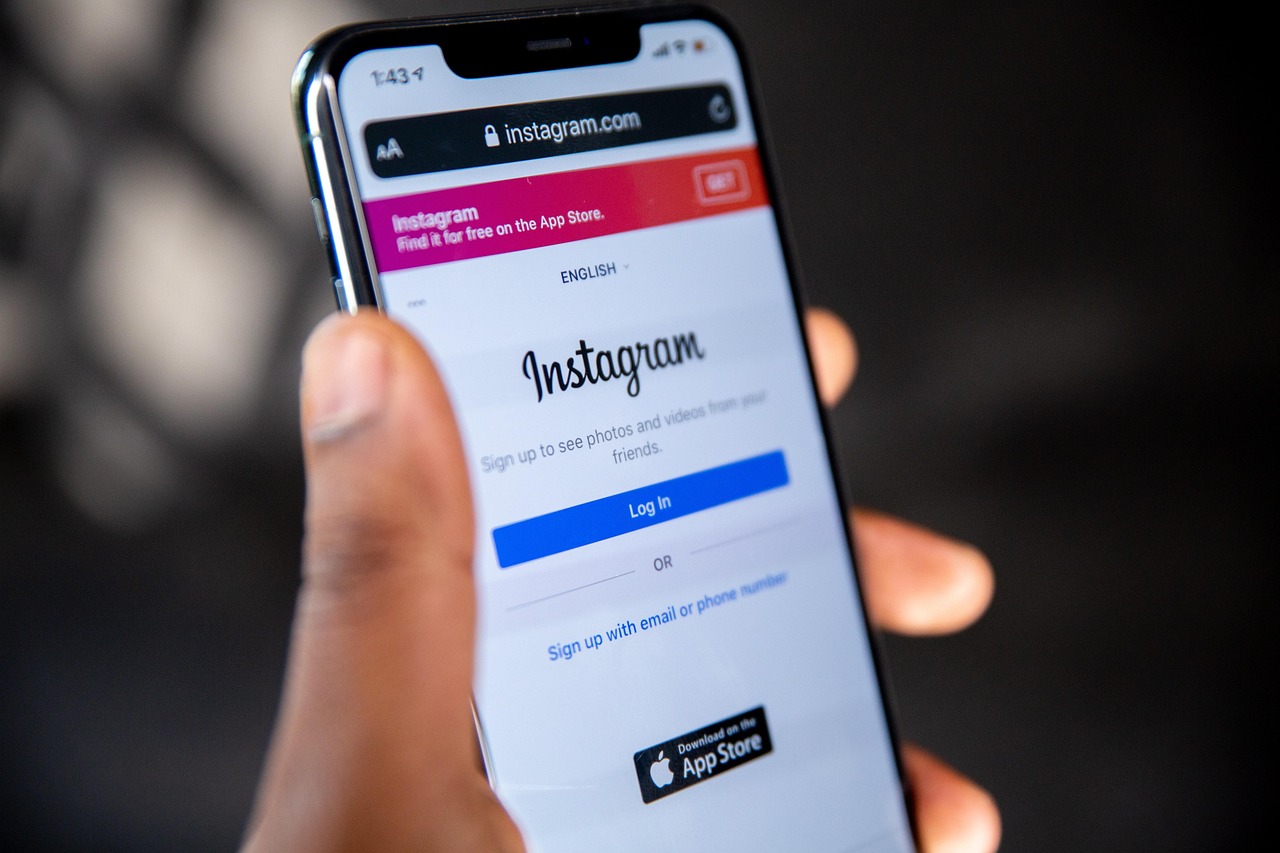 Instagram testa botão de 'dislike' para sinalizar comentários que você não gostou - Imagem: Solen Feyissa/Pixabay