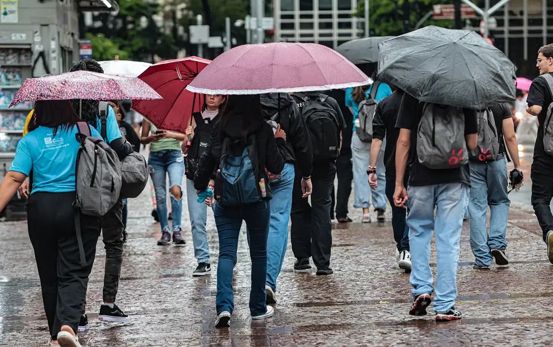 Abril terá temperaturas acima da média em grande parte do país 1 Abril terá temperaturas acima da média em grande parte do país - Foto: Paulo Pinto/Agência Brasil