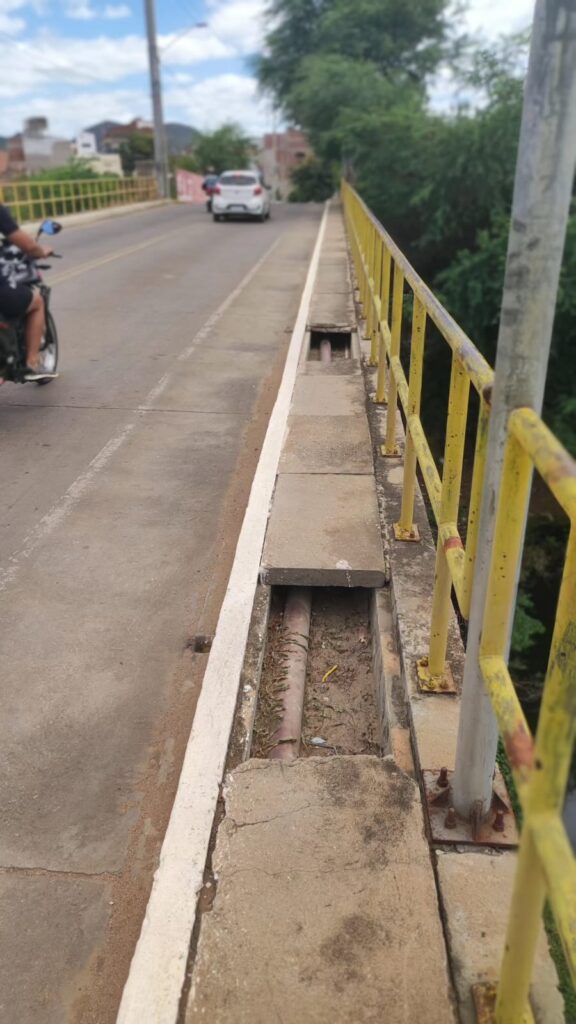 Vereador denuncia abandono de ponte em ST e quer proteção contra suicídio