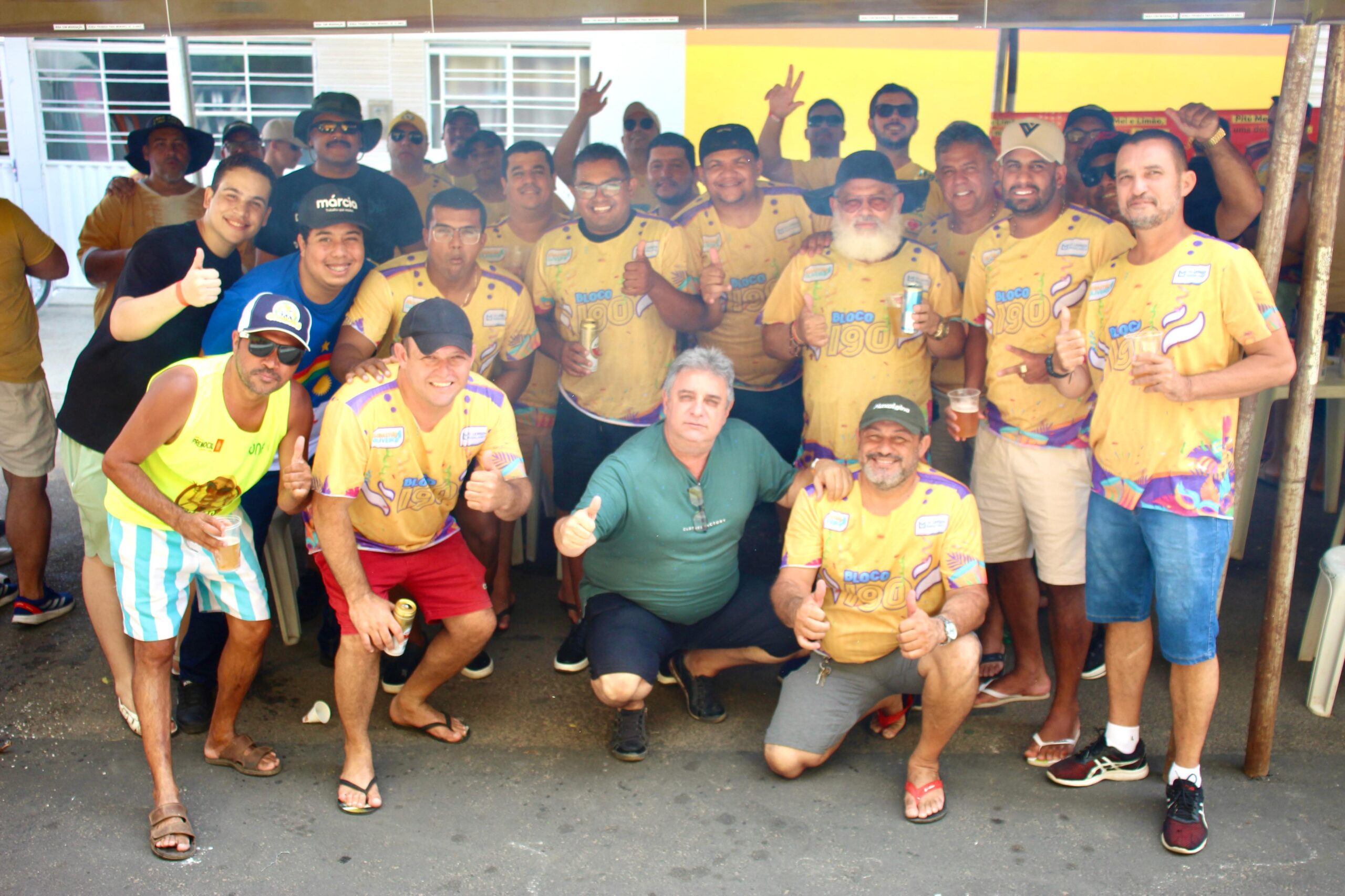 Bloco 190 tomou conta de avenida de ST nesta quinta-feira