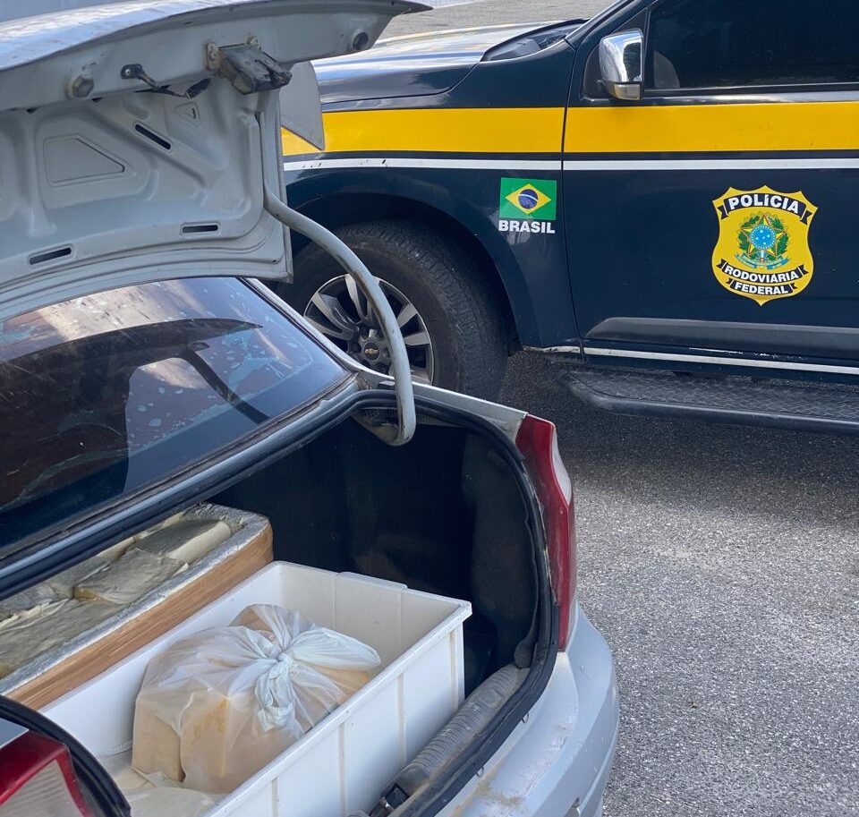 PRF apreende 500 kg de queijo sem nota e sem refrigeração