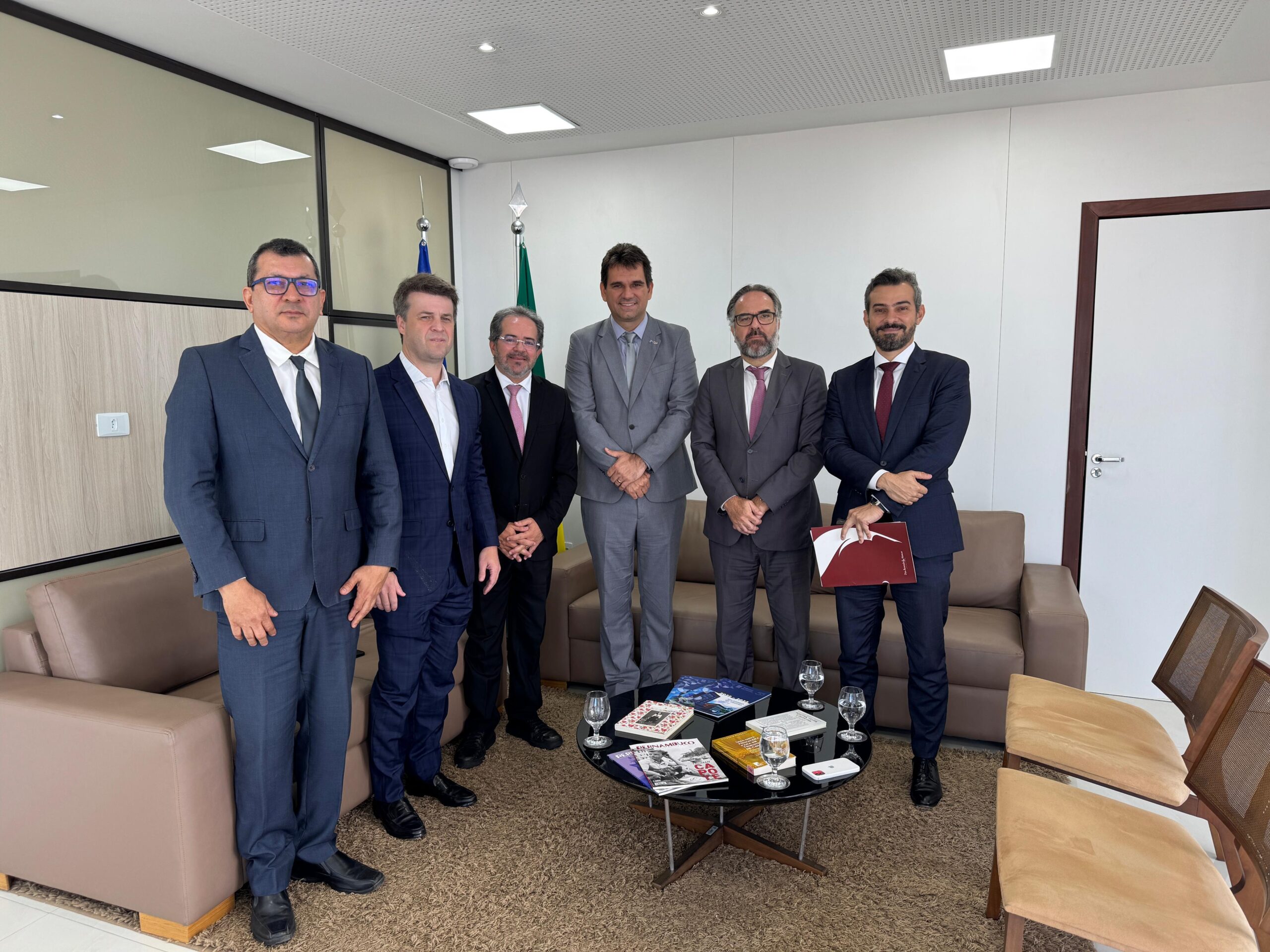 Presidente da Amupe se reúne com TCE/PE nesta quinta (20) 1 Presidente da Amupe se reúne com TCE/PE nesta quinta (20) - Foto: Reprodução