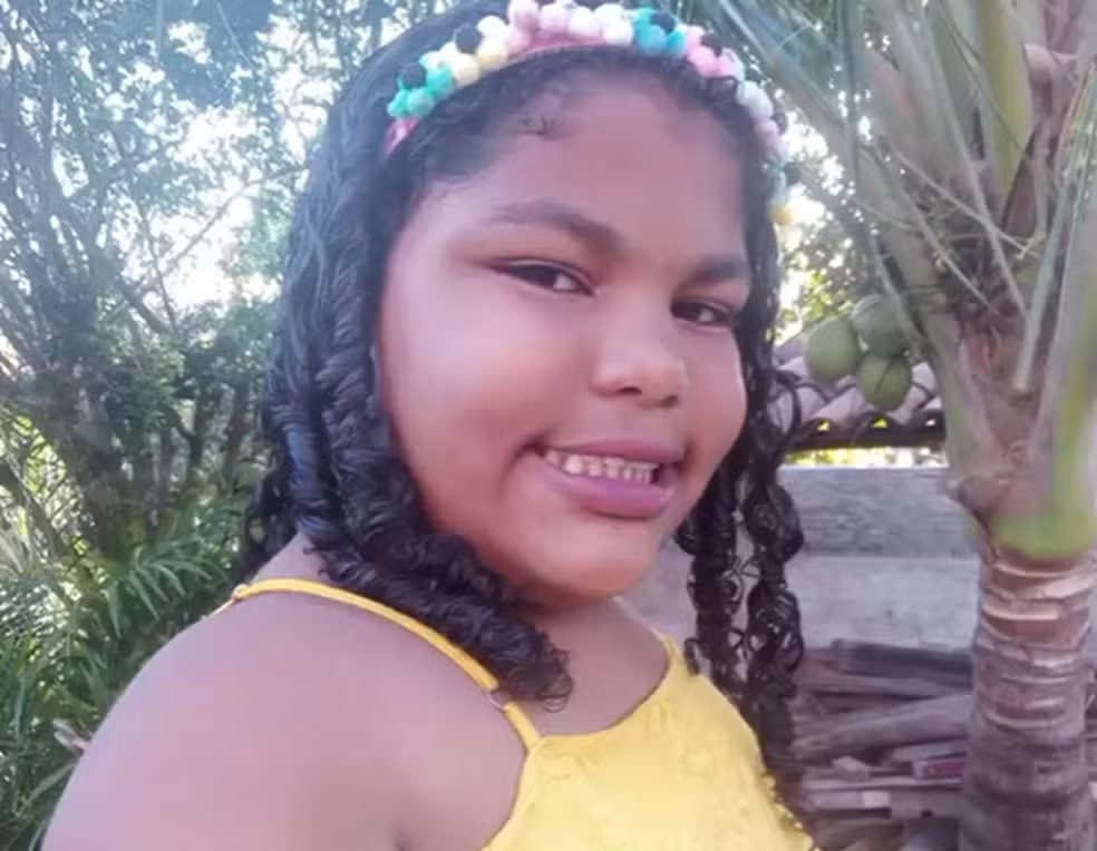 PE: Menina morre ao inalar desodorante em desafio 1 Menina morre ao inalar desodorante em desafio da Internet - Foto: Redes Sociais/Reprodução