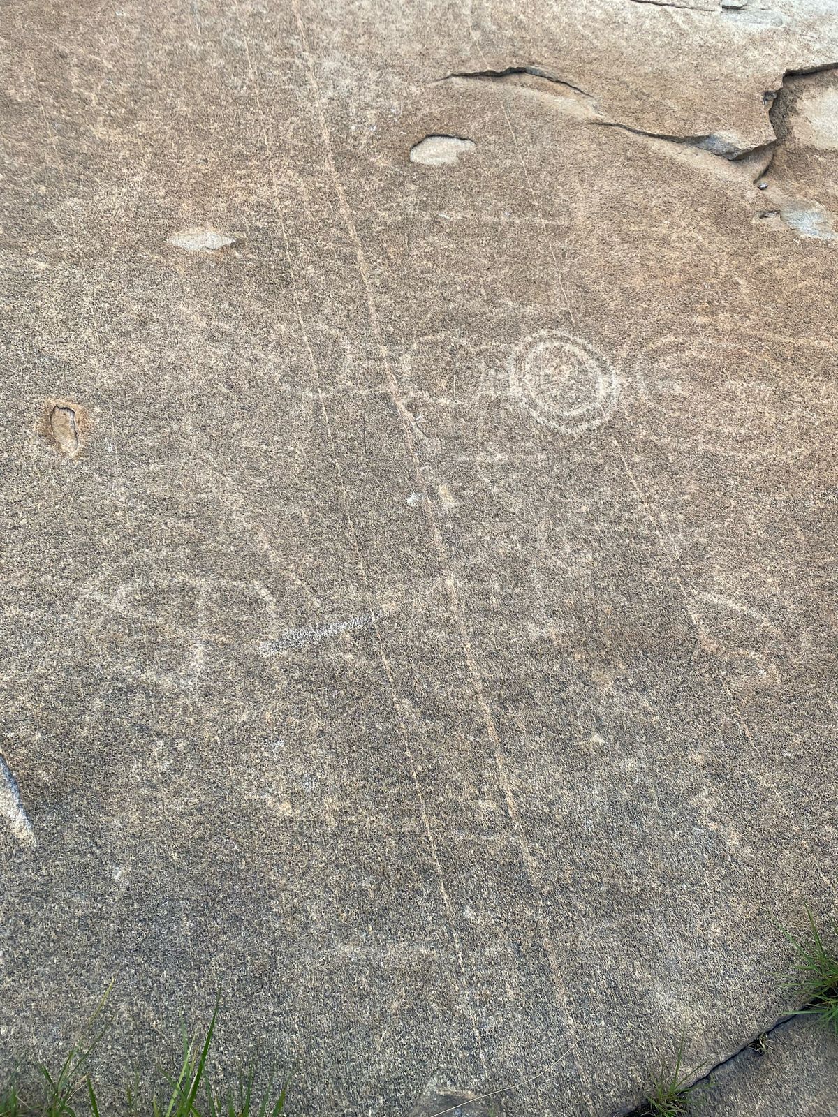 Pesquisadores de ST encontram valioso sítio arqueológico em Varzinha