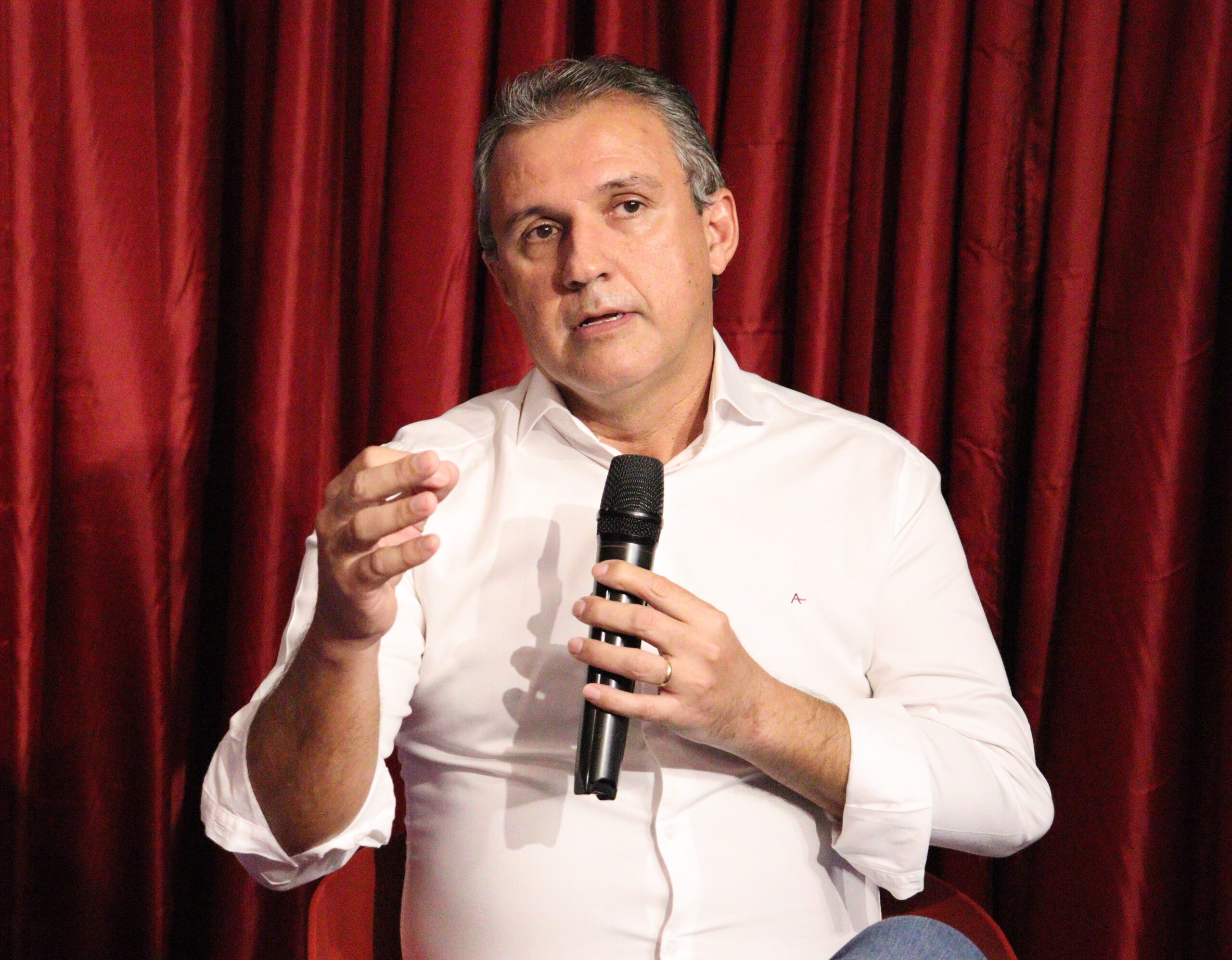 Aprovação de Dr. Evaldo Bezerra em Mirandiba chega a 84,9%, diz pesquisa