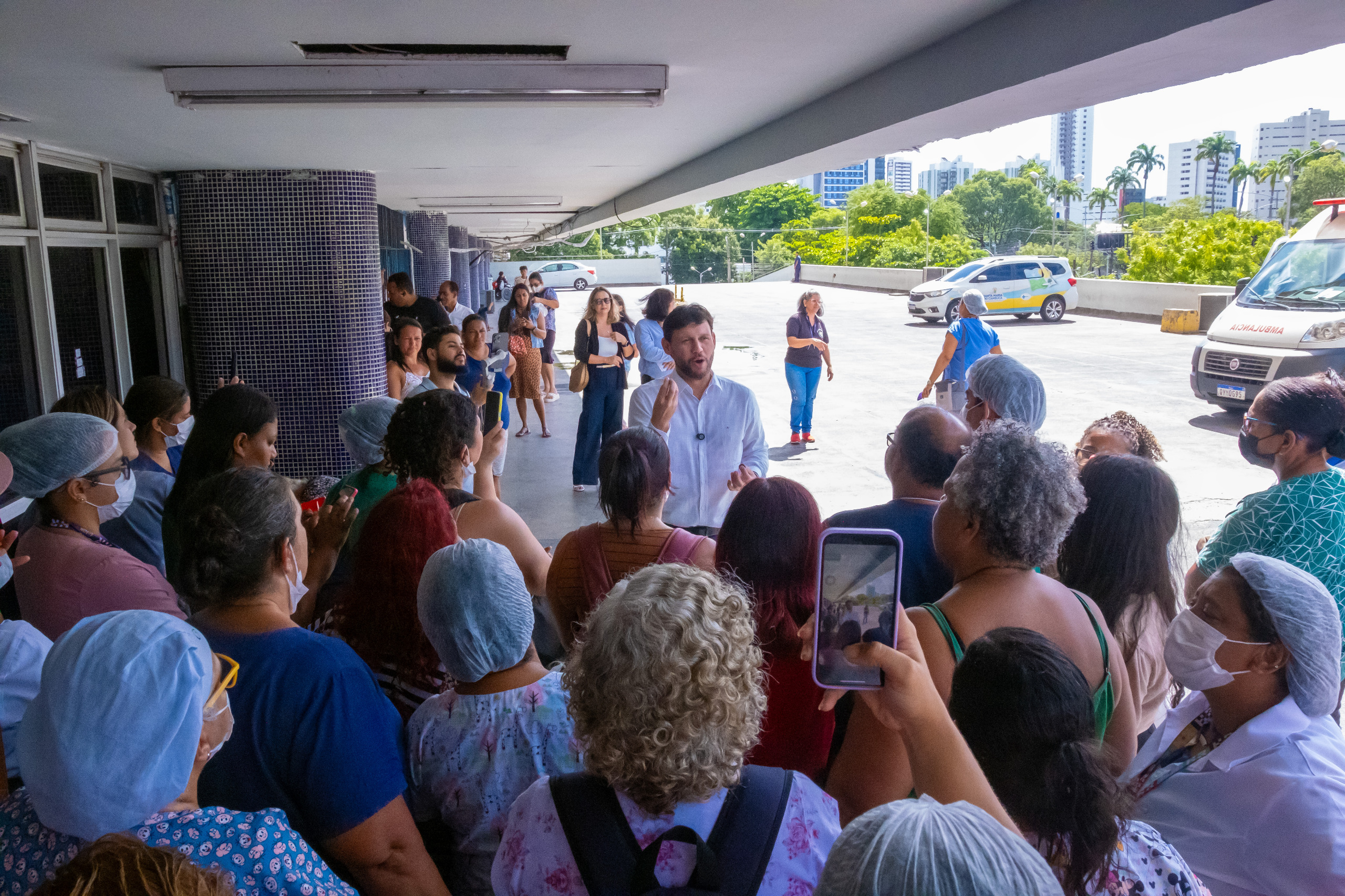 Gilmar Jr. recebe denúncias dos profissionais da Enfermagem