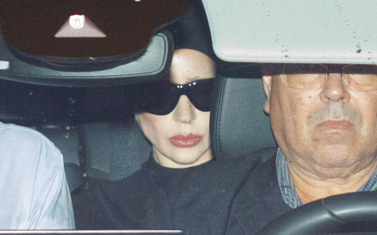 Lady Gaga desembarca no Rio para show em Copacabana 1 Lady Gaga desembarca no Rio para show em Copacabana