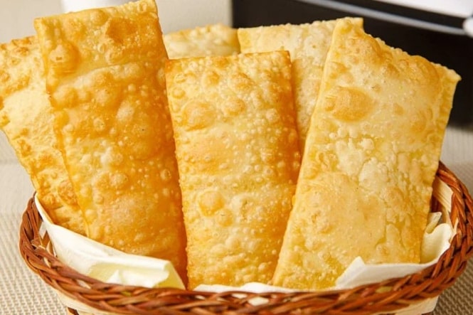 Mulher dá pastéis envenenados e mata 40 criminosos de facção 1 Mulher dá pastéis envenenados e mata 40 criminosos de facção - Foto: Receita toda hora