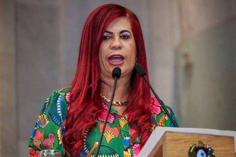 Deputada Gleide Ângelo cobra Delegacia da Mulher para ST 1 Deputada Gleide Ângelo cobra Delegacia da Mulher para ST