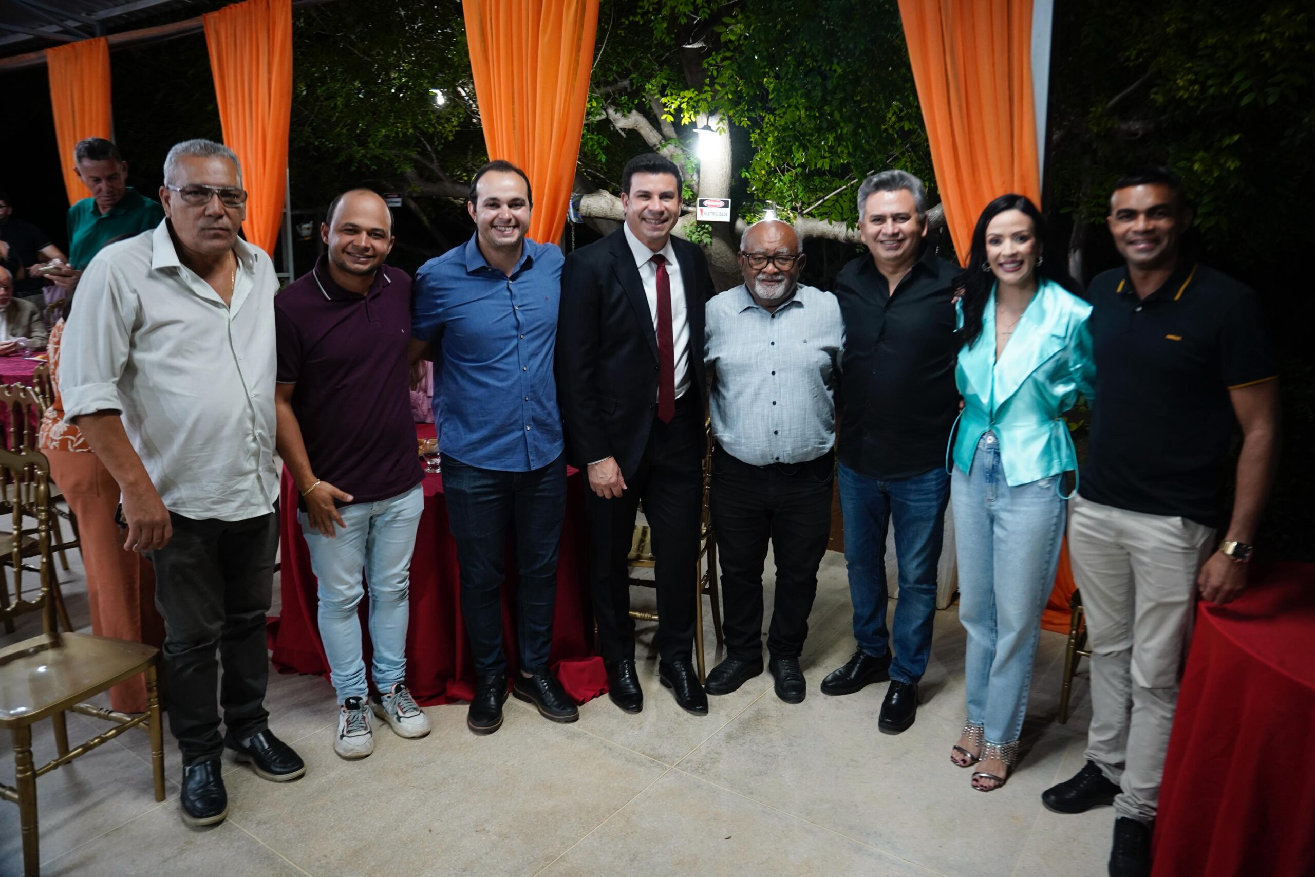 Breno Araújo participa de evento em Tabira e é recepcionado pelo prefeito