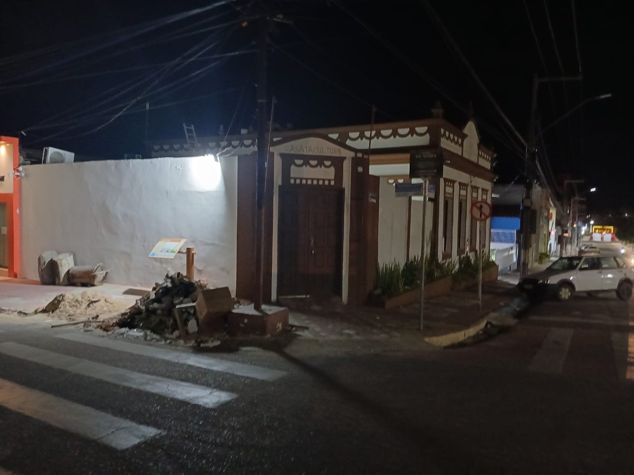 A morte silenciosa da praça Sérgio Magalhães, em Serra Talhada
