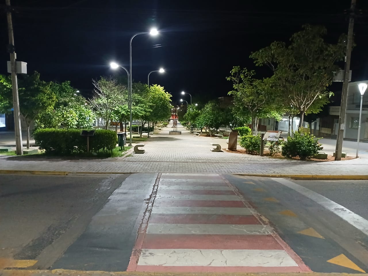 A morte silenciosa da praça Sérgio Magalhães, em Serra Talhada