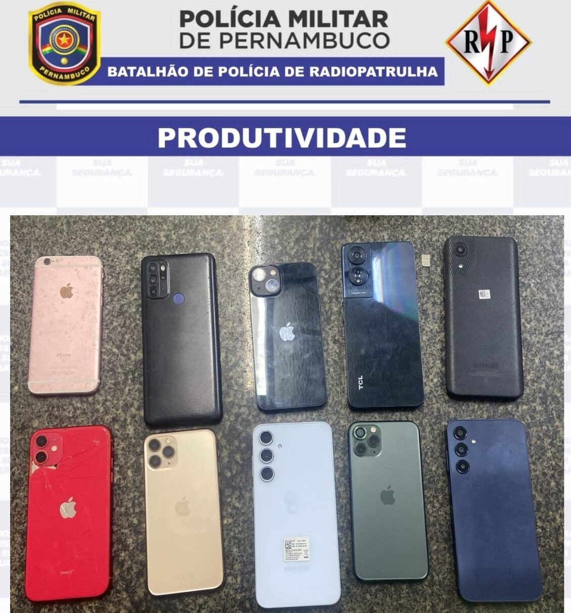 Homem é preso com dez celulares roubados no Recife - Foto: Divulgação/PMPE