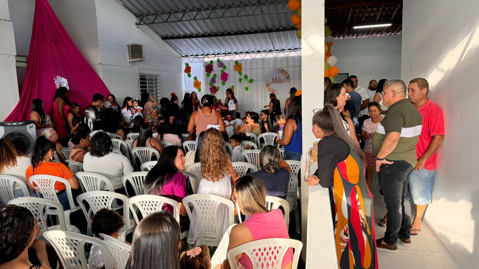 Joelson entrega ampliação de creche a população de Calumbi