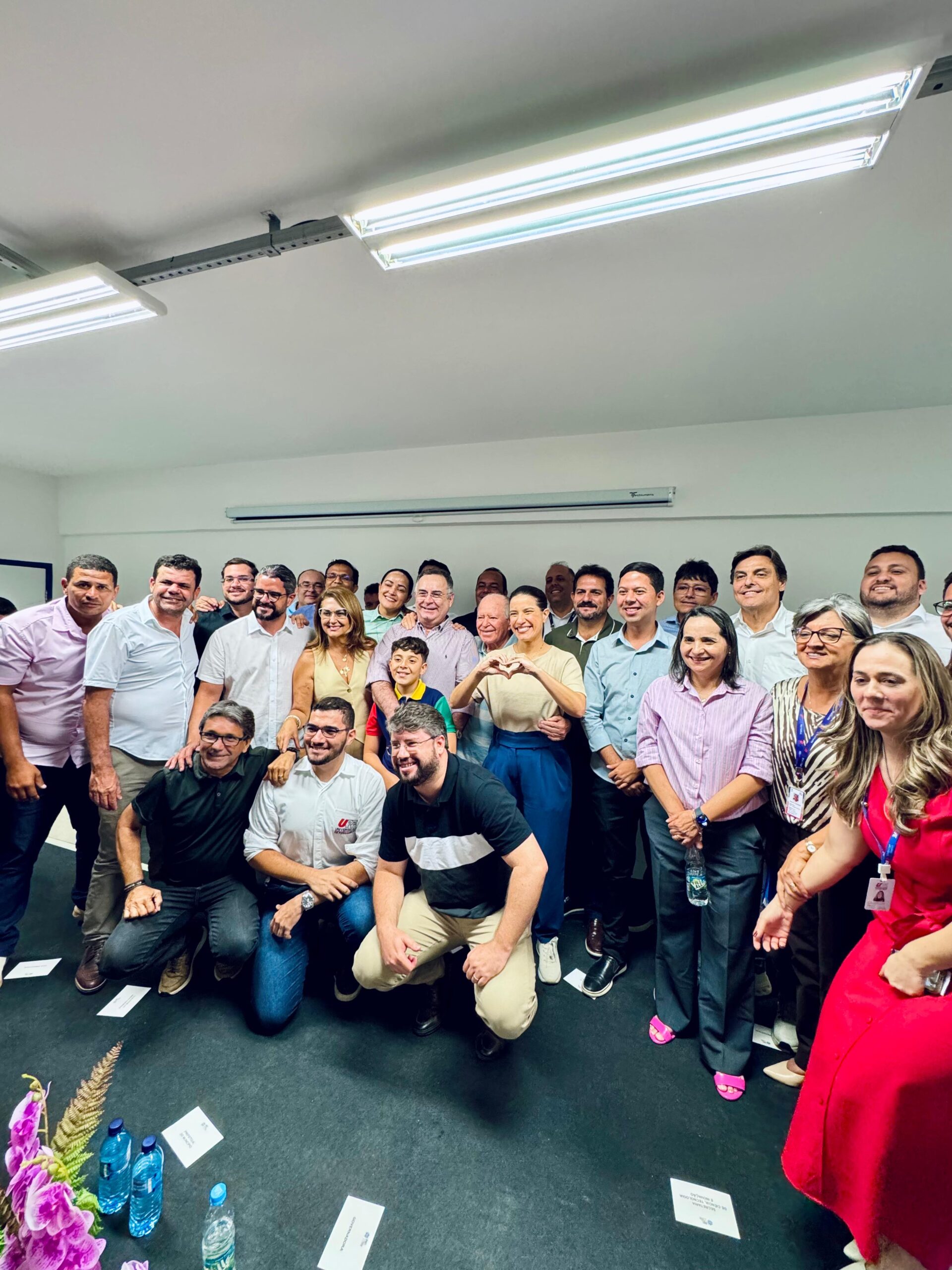 Marconi Santana participa da inauguração de Clínica Escola em Arcoverde