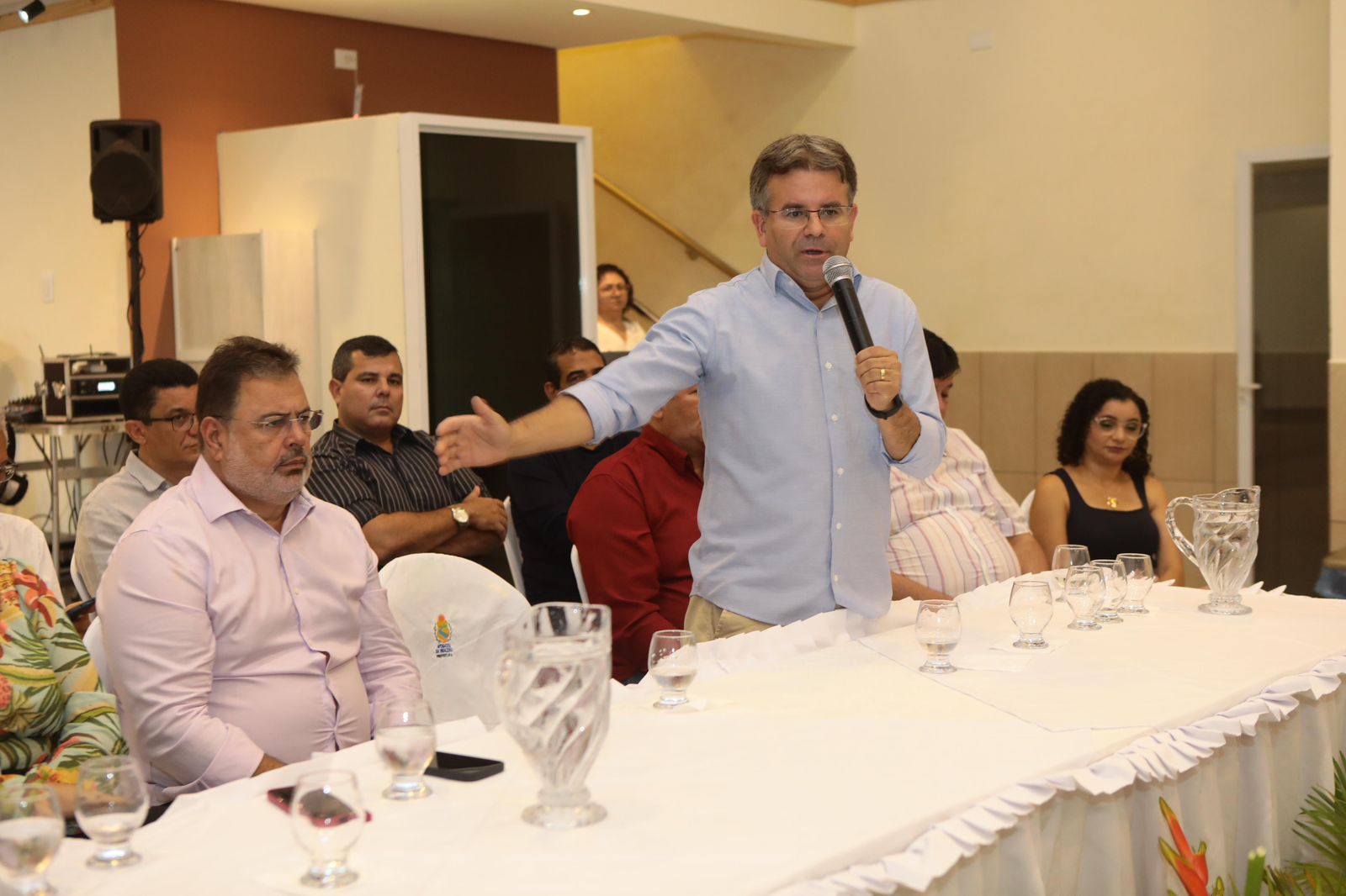 Prefeitura entrega certificados de qualificação profissional
