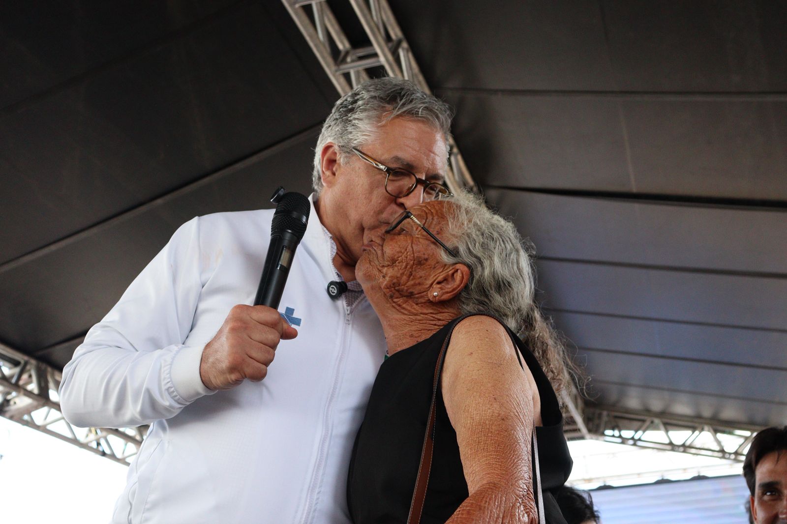 Alexandre Padilha recebe cobrança de IML e Delegacia da Mulher para ST