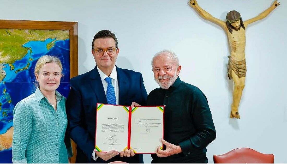 Wolney Queiroz assume Ministério da Previdência. "Uma honra", afirma o novo ministro 1 Wolney Queiroz assume Ministério da Previdência. "Uma honra", afirma o novo ministro