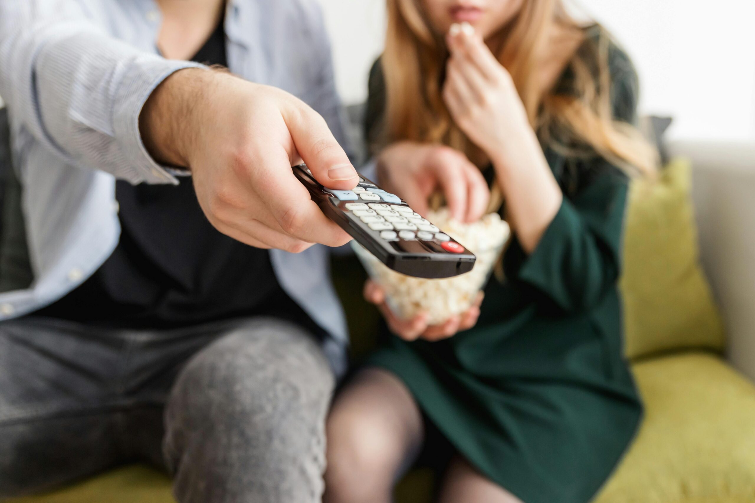 7 filmes e séries em alta para ver na Netflix no fim de semana 1 7 filmes e séries em alta para ver na Netflix no fim de semana - Foto: JESHOOTS.com/Pexels