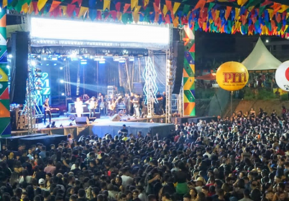 Sem taxar barracas e ambulantes, Festival da Juventude movimenta ST