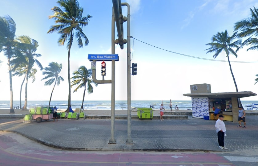 homem é encontrado morto na praia de Boa Viagem - Foto: Google Street View/Reprodução