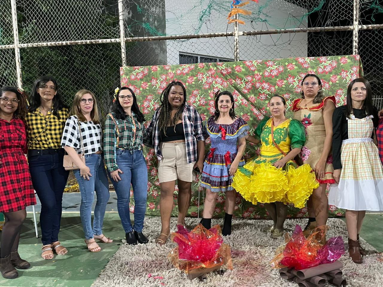 Creche Chico Torres celebra cultura junina em Serra Talhada