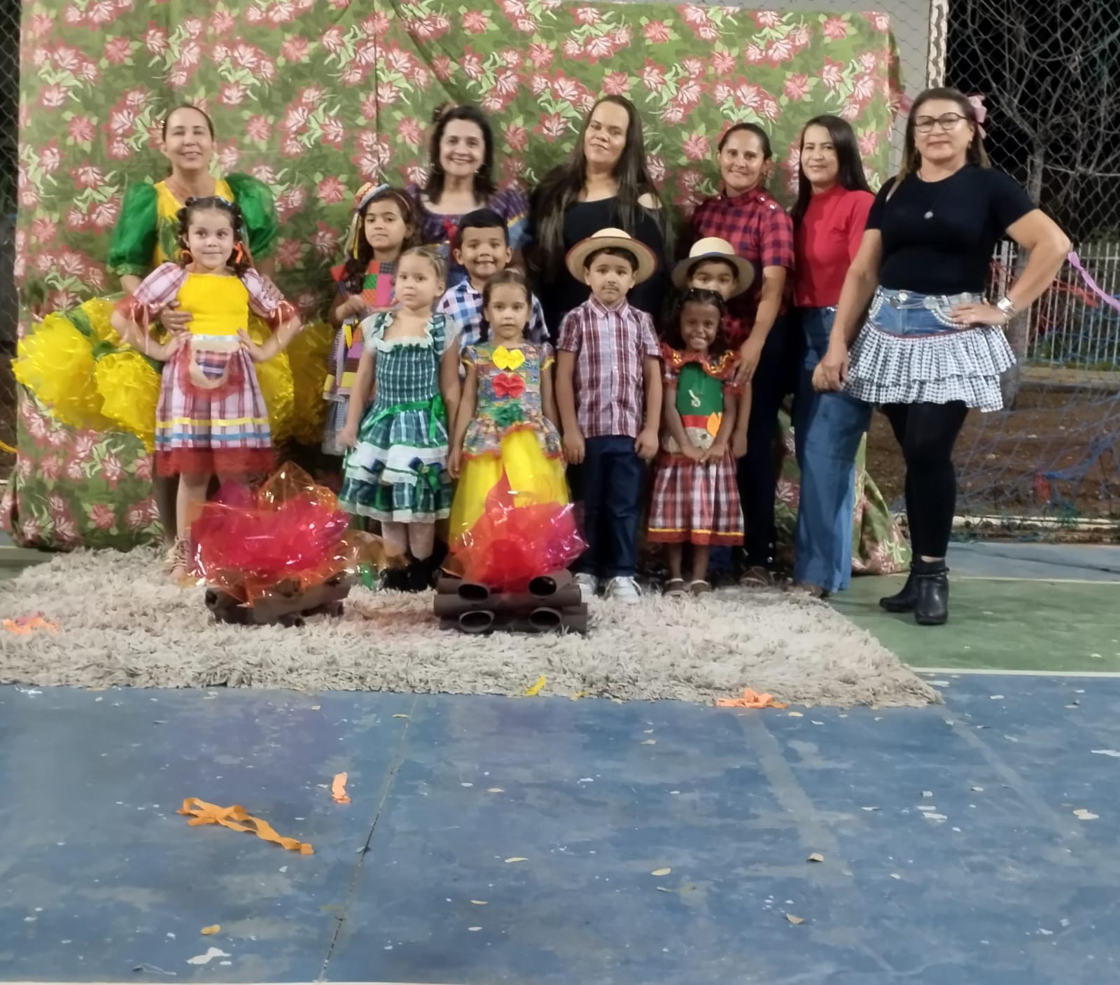 Creche Chico Torres celebra cultura junina em Serra Talhada